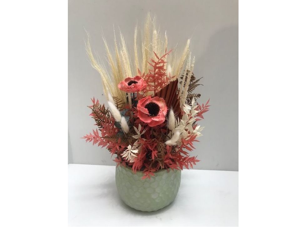 Large Preserved Dry Arrangements