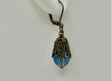 Blue Faceted Filigree Earrings 